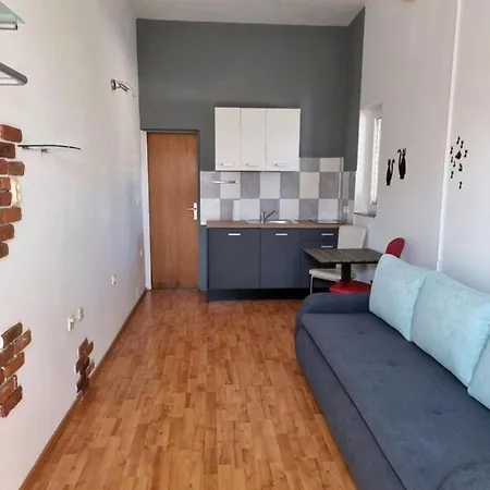 Apartment Frida *