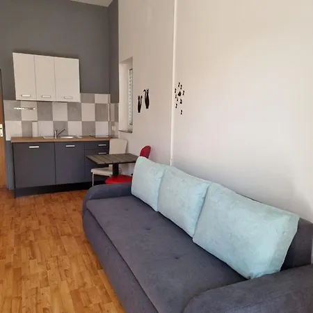 Apartment Frida Pula